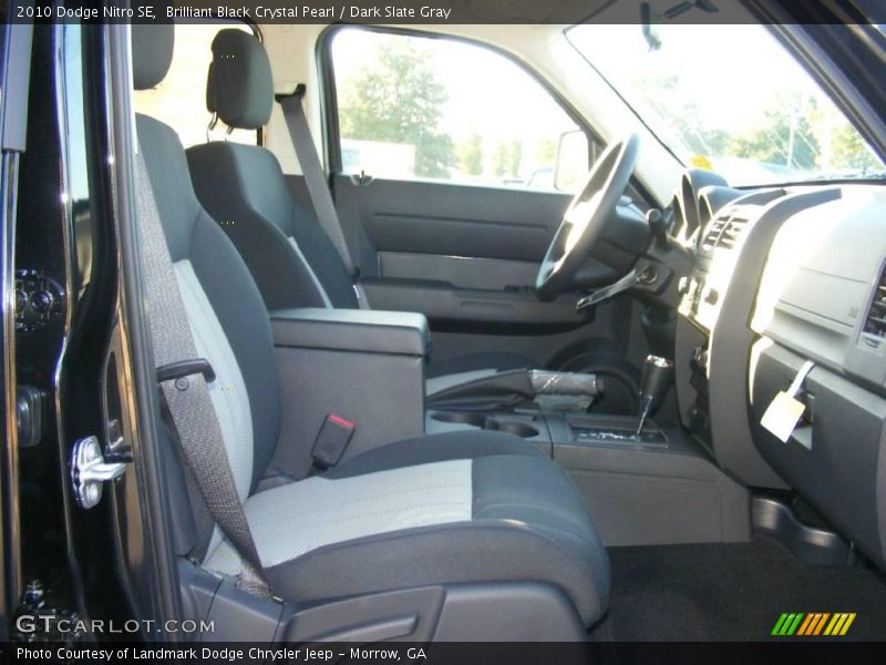 Brilliant Black Crystal Pearl / Dark Slate Gray 2010 Dodge Nitro SE