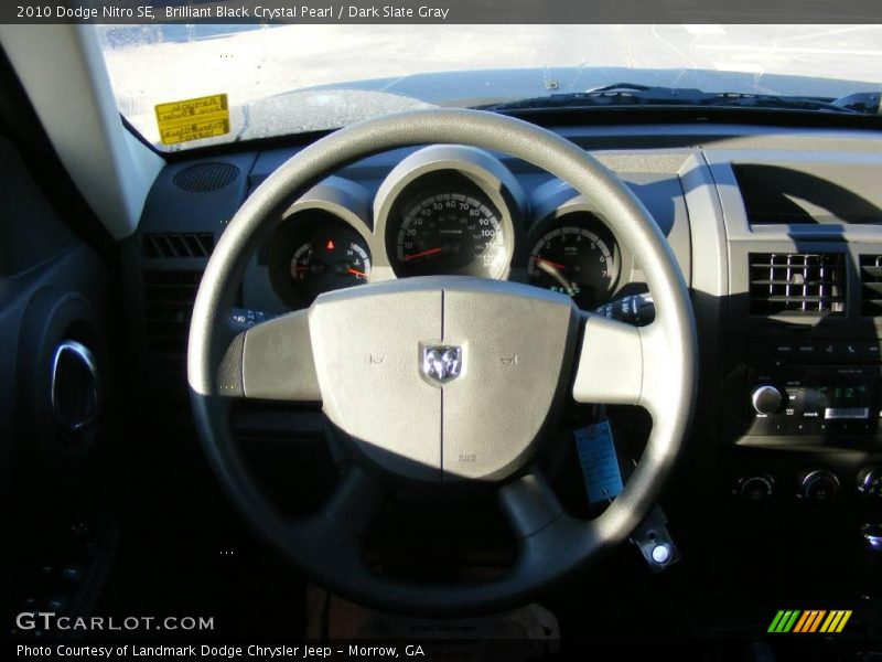 Brilliant Black Crystal Pearl / Dark Slate Gray 2010 Dodge Nitro SE