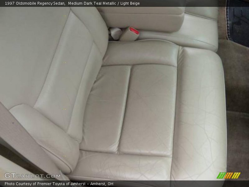 Medium Dark Teal Metallic / Light Beige 1997 Oldsmobile Regency Sedan