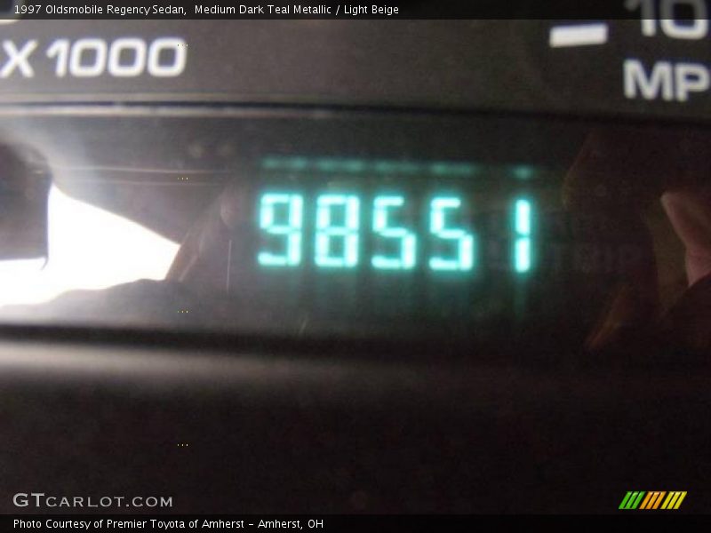 Medium Dark Teal Metallic / Light Beige 1997 Oldsmobile Regency Sedan