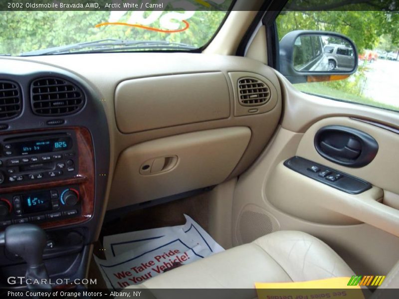 Arctic White / Camel 2002 Oldsmobile Bravada AWD