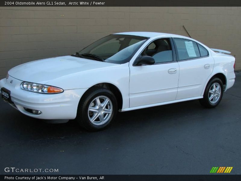 Arctic White / Pewter 2004 Oldsmobile Alero GL1 Sedan