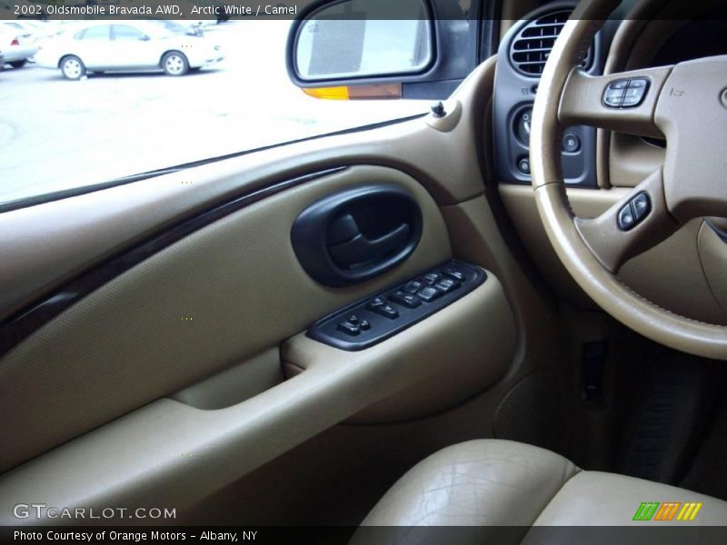 Arctic White / Camel 2002 Oldsmobile Bravada AWD