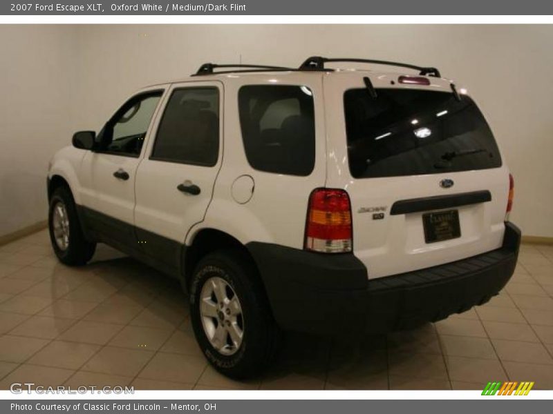 Oxford White / Medium/Dark Flint 2007 Ford Escape XLT