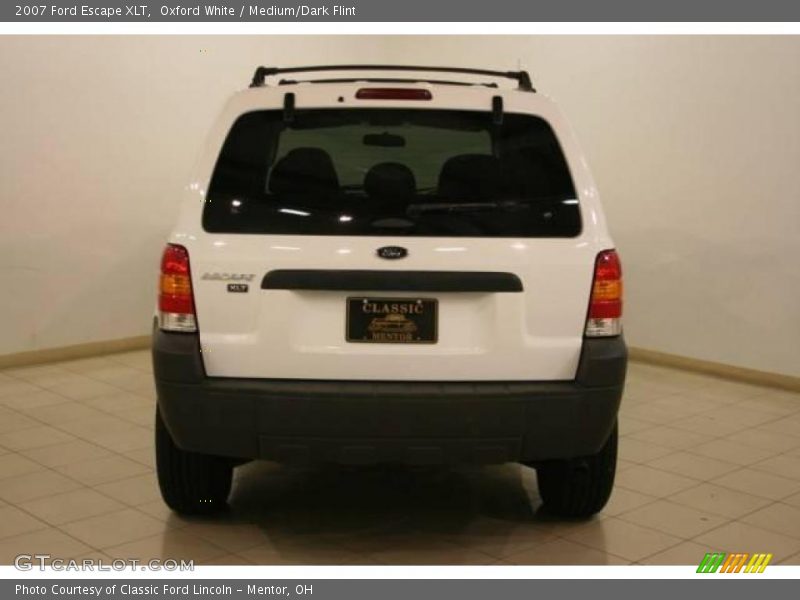 Oxford White / Medium/Dark Flint 2007 Ford Escape XLT