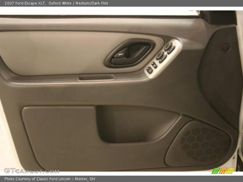 Oxford White / Medium/Dark Flint 2007 Ford Escape XLT