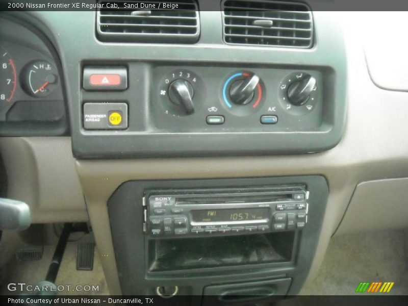 Sand Dune / Beige 2000 Nissan Frontier XE Regular Cab
