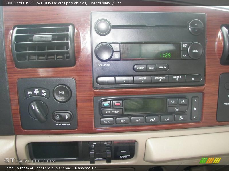 Oxford White / Tan 2006 Ford F350 Super Duty Lariat SuperCab 4x4