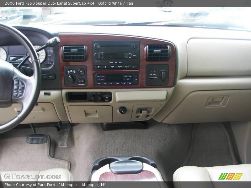 Oxford White / Tan 2006 Ford F350 Super Duty Lariat SuperCab 4x4