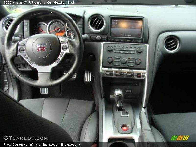 Gun Metallic / Black 2009 Nissan GT-R Premium