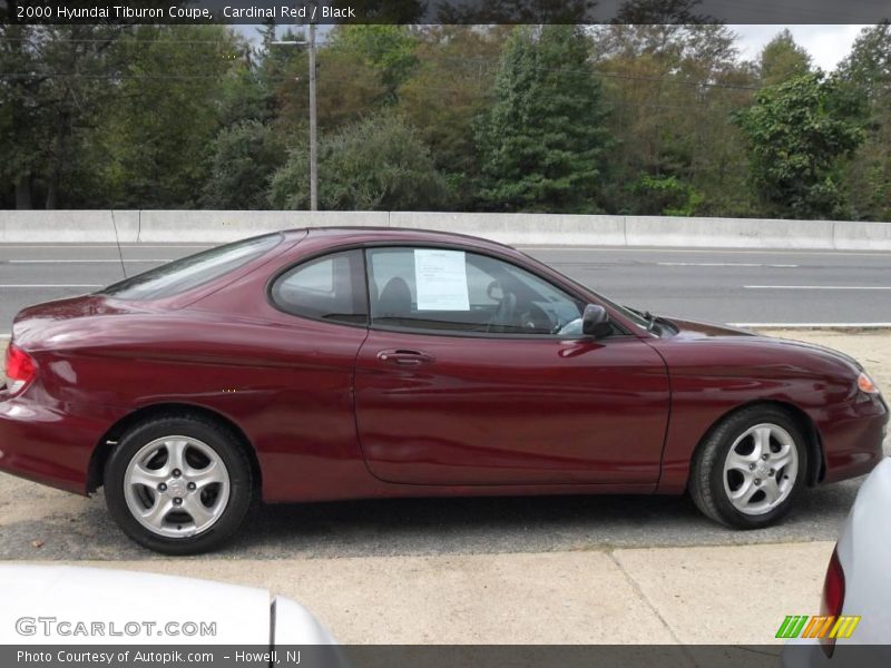 Cardinal Red / Black 2000 Hyundai Tiburon Coupe