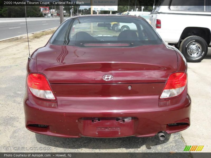 Cardinal Red / Black 2000 Hyundai Tiburon Coupe