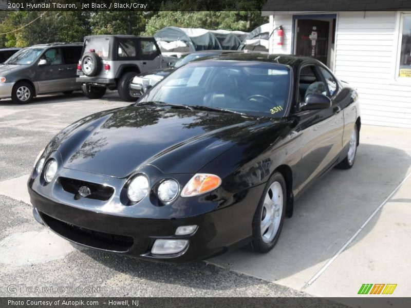 Jet Black / Black/Gray 2001 Hyundai Tiburon