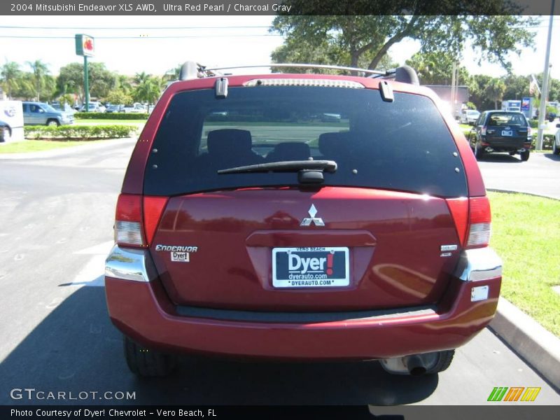 Ultra Red Pearl / Charcoal Gray 2004 Mitsubishi Endeavor XLS AWD