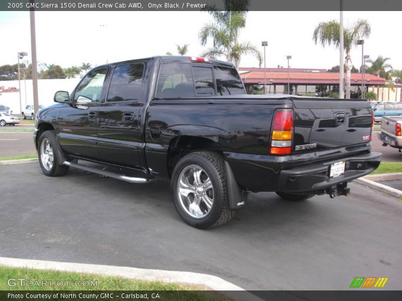 Onyx Black / Pewter 2005 GMC Sierra 1500 Denali Crew Cab AWD