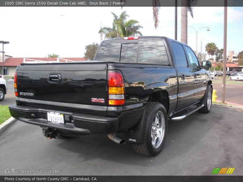 Onyx Black / Pewter 2005 GMC Sierra 1500 Denali Crew Cab AWD