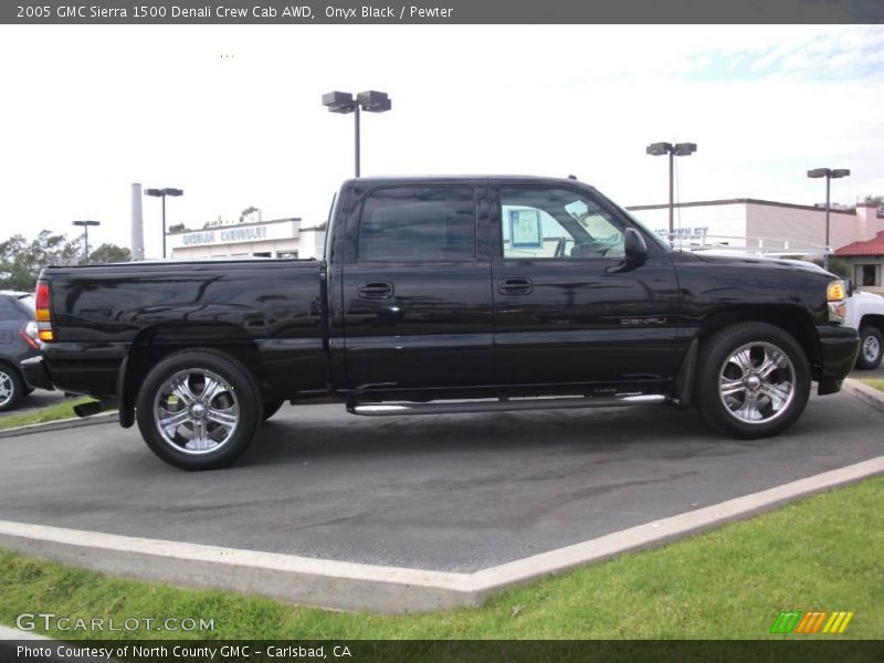Onyx Black / Pewter 2005 GMC Sierra 1500 Denali Crew Cab AWD