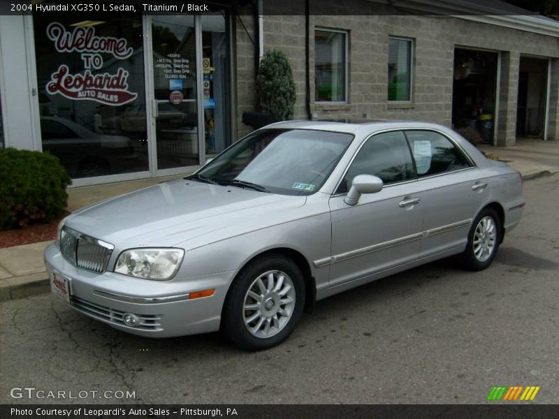 Titanium / Black 2004 Hyundai XG350 L Sedan