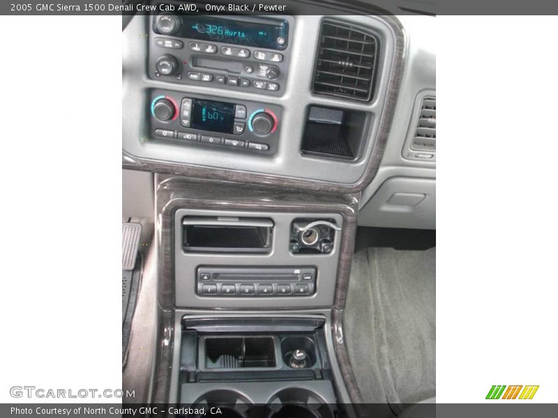 Onyx Black / Pewter 2005 GMC Sierra 1500 Denali Crew Cab AWD