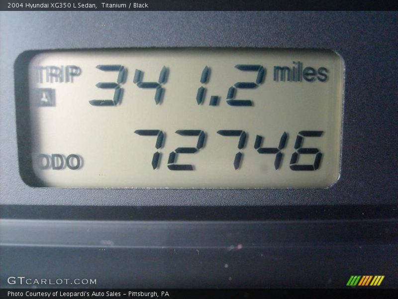 Titanium / Black 2004 Hyundai XG350 L Sedan