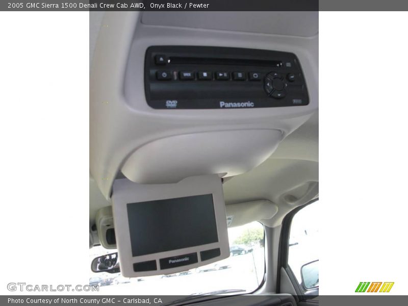 Onyx Black / Pewter 2005 GMC Sierra 1500 Denali Crew Cab AWD