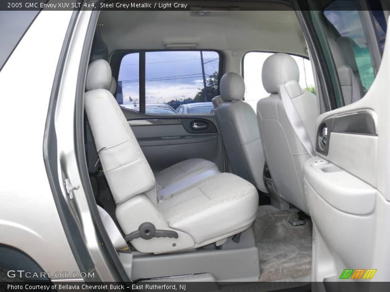 Steel Grey Metallic / Light Gray 2005 GMC Envoy XUV SLT 4x4