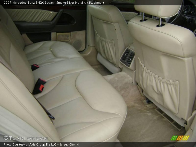 Smoke Silver Metallic / Parchment 1997 Mercedes-Benz S 420 Sedan