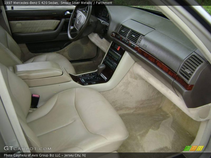 Smoke Silver Metallic / Parchment 1997 Mercedes-Benz S 420 Sedan