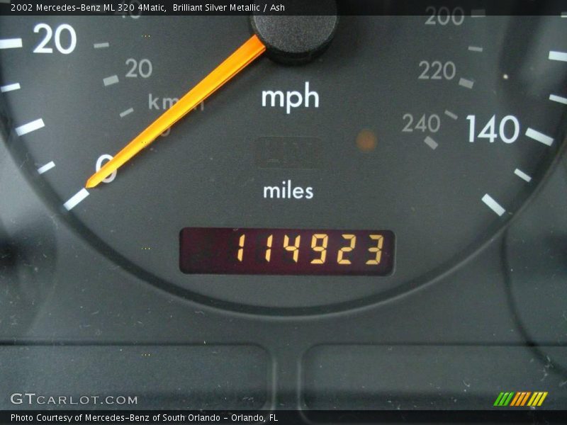 Brilliant Silver Metallic / Ash 2002 Mercedes-Benz ML 320 4Matic