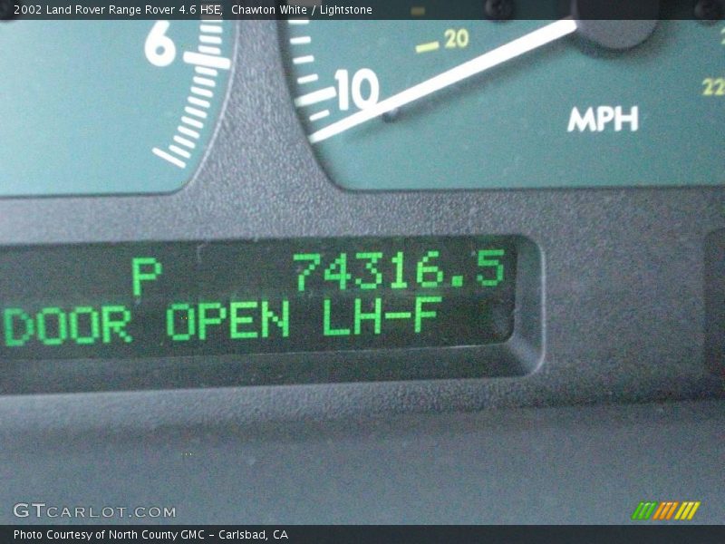Chawton White / Lightstone 2002 Land Rover Range Rover 4.6 HSE
