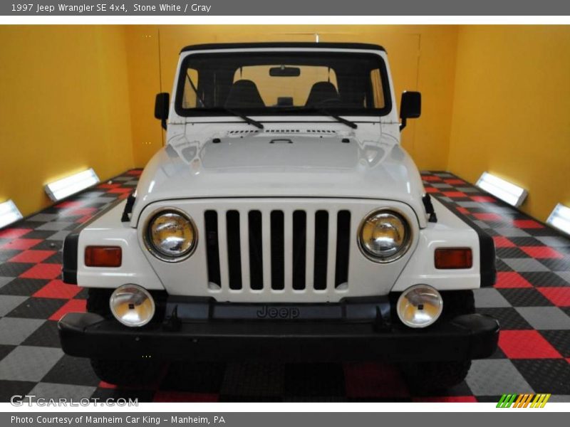 Stone White / Gray 1997 Jeep Wrangler SE 4x4