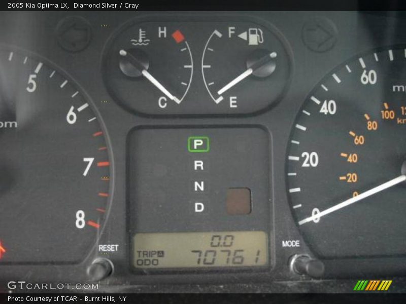 Diamond Silver / Gray 2005 Kia Optima LX