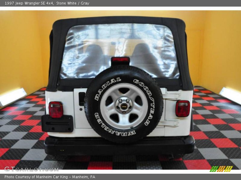 Stone White / Gray 1997 Jeep Wrangler SE 4x4