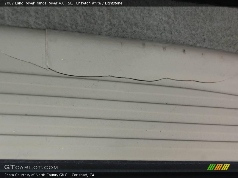 Chawton White / Lightstone 2002 Land Rover Range Rover 4.6 HSE