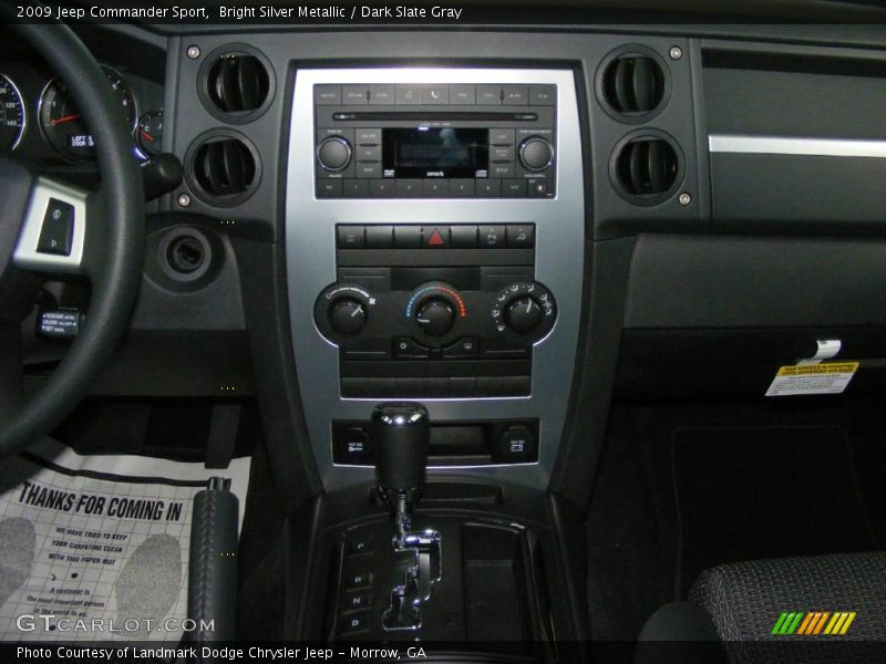 Bright Silver Metallic / Dark Slate Gray 2009 Jeep Commander Sport
