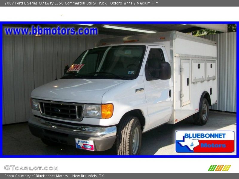 Oxford White / Medium Flint 2007 Ford E Series Cutaway E350 Commercial Utility Truck