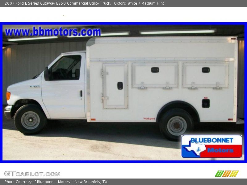 Oxford White / Medium Flint 2007 Ford E Series Cutaway E350 Commercial Utility Truck