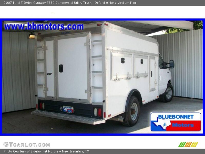 Oxford White / Medium Flint 2007 Ford E Series Cutaway E350 Commercial Utility Truck