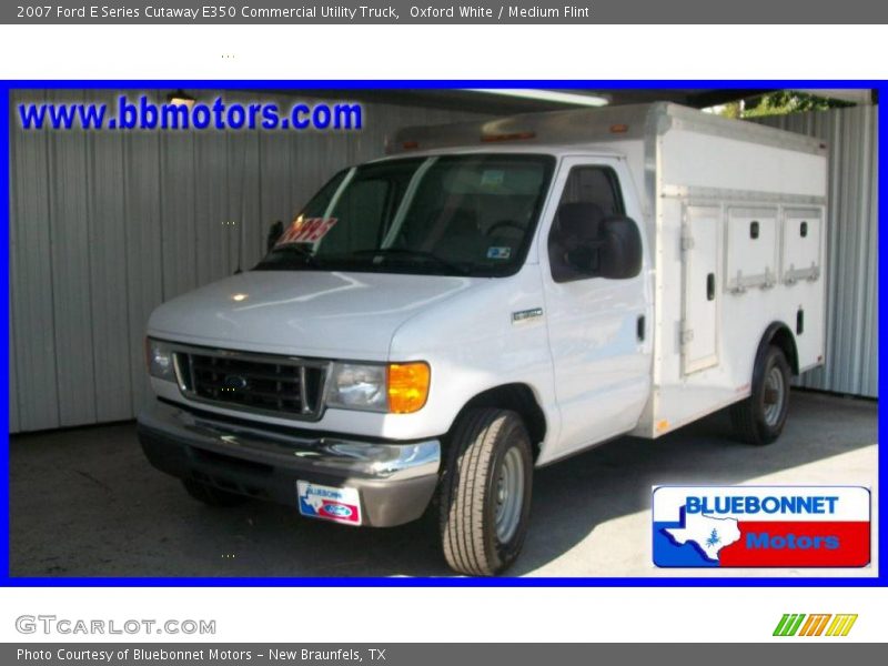 Oxford White / Medium Flint 2007 Ford E Series Cutaway E350 Commercial Utility Truck