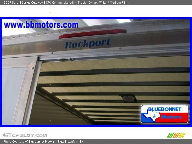 Oxford White / Medium Flint 2007 Ford E Series Cutaway E350 Commercial Utility Truck