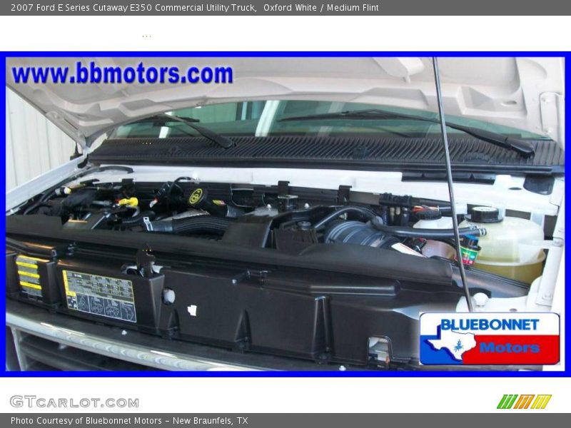 Oxford White / Medium Flint 2007 Ford E Series Cutaway E350 Commercial Utility Truck