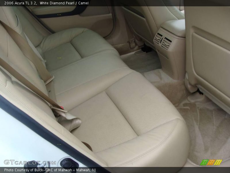 White Diamond Pearl / Camel 2006 Acura TL 3.2