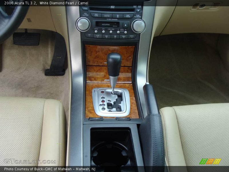 White Diamond Pearl / Camel 2006 Acura TL 3.2
