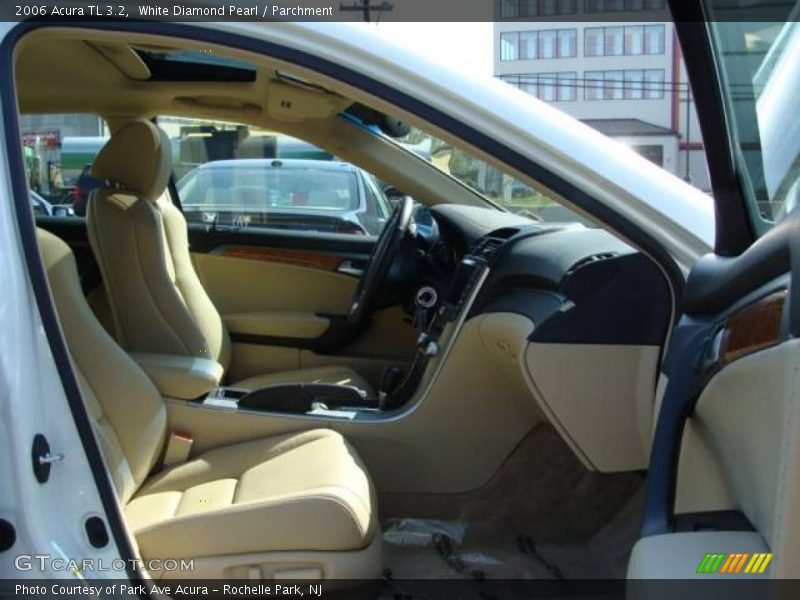 White Diamond Pearl / Parchment 2006 Acura TL 3.2