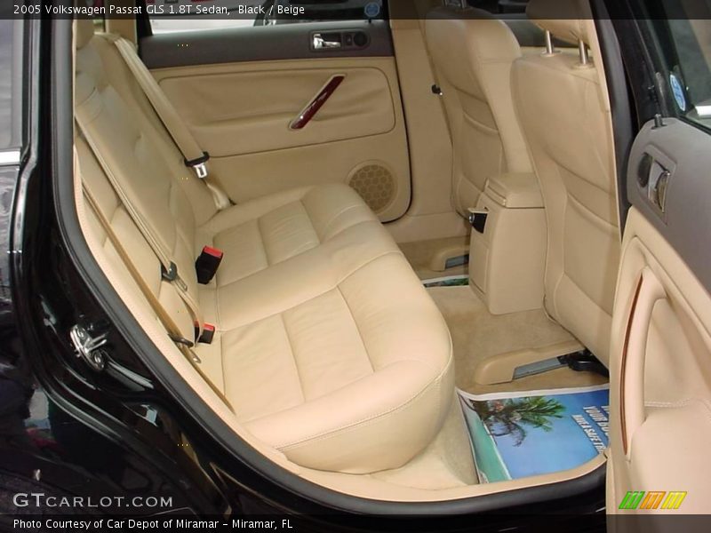 Black / Beige 2005 Volkswagen Passat GLS 1.8T Sedan