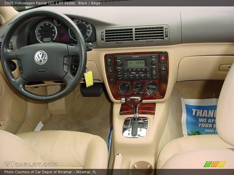 Black / Beige 2005 Volkswagen Passat GLS 1.8T Sedan