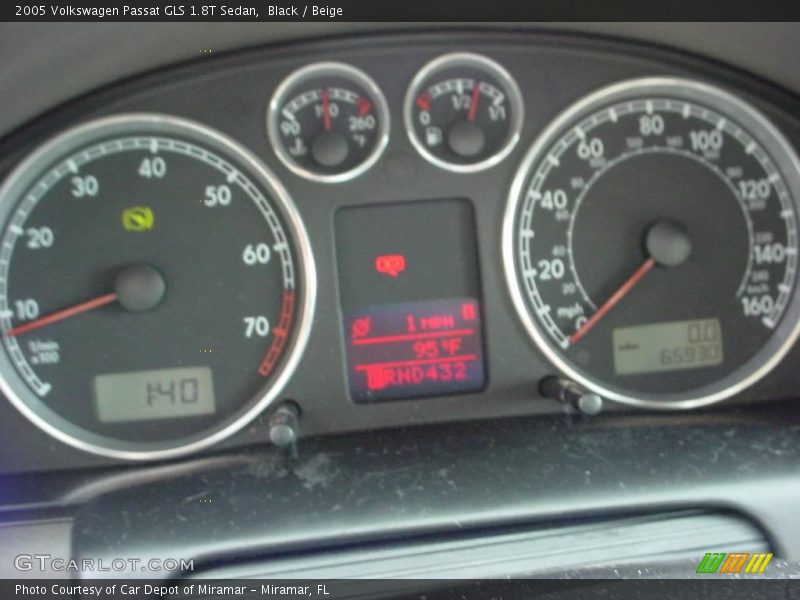 Black / Beige 2005 Volkswagen Passat GLS 1.8T Sedan
