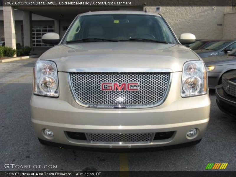 Gold Mist Metallic / Cocoa/Light Cashmere 2007 GMC Yukon Denali AWD