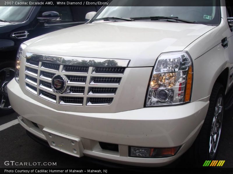 White Diamond / Ebony/Ebony 2007 Cadillac Escalade AWD