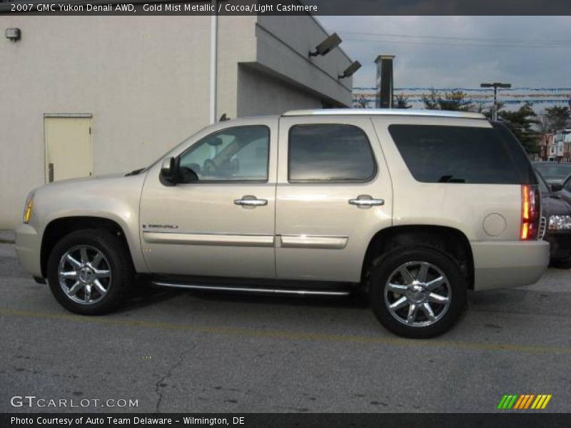 Gold Mist Metallic / Cocoa/Light Cashmere 2007 GMC Yukon Denali AWD